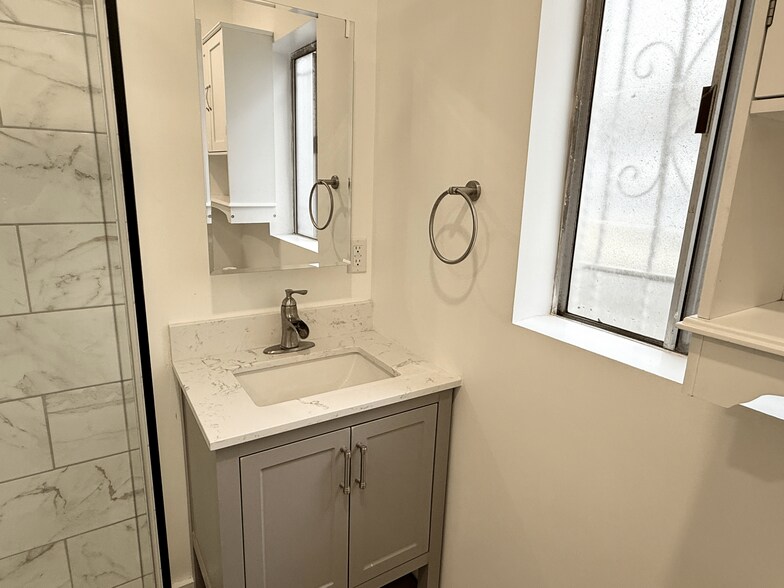 Bathroom Vanity - 4228 Lockwood Ave