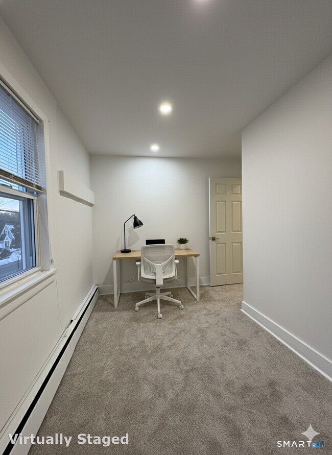 Building Photo - 1787 Stratfield Rd