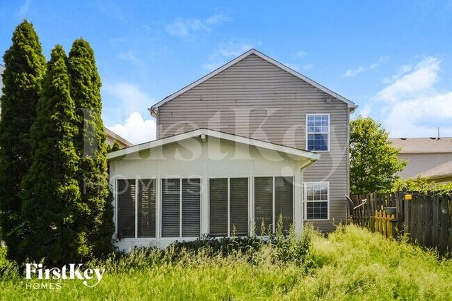 Building Photo - 4824 Ossington Ct