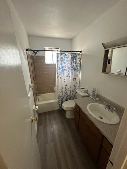 Building Photo - 104 Samarya Ln
