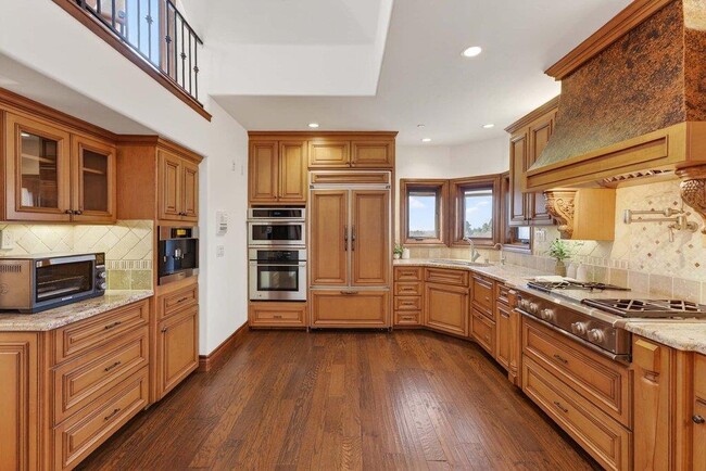 Building Photo - 41 S Circle Dr