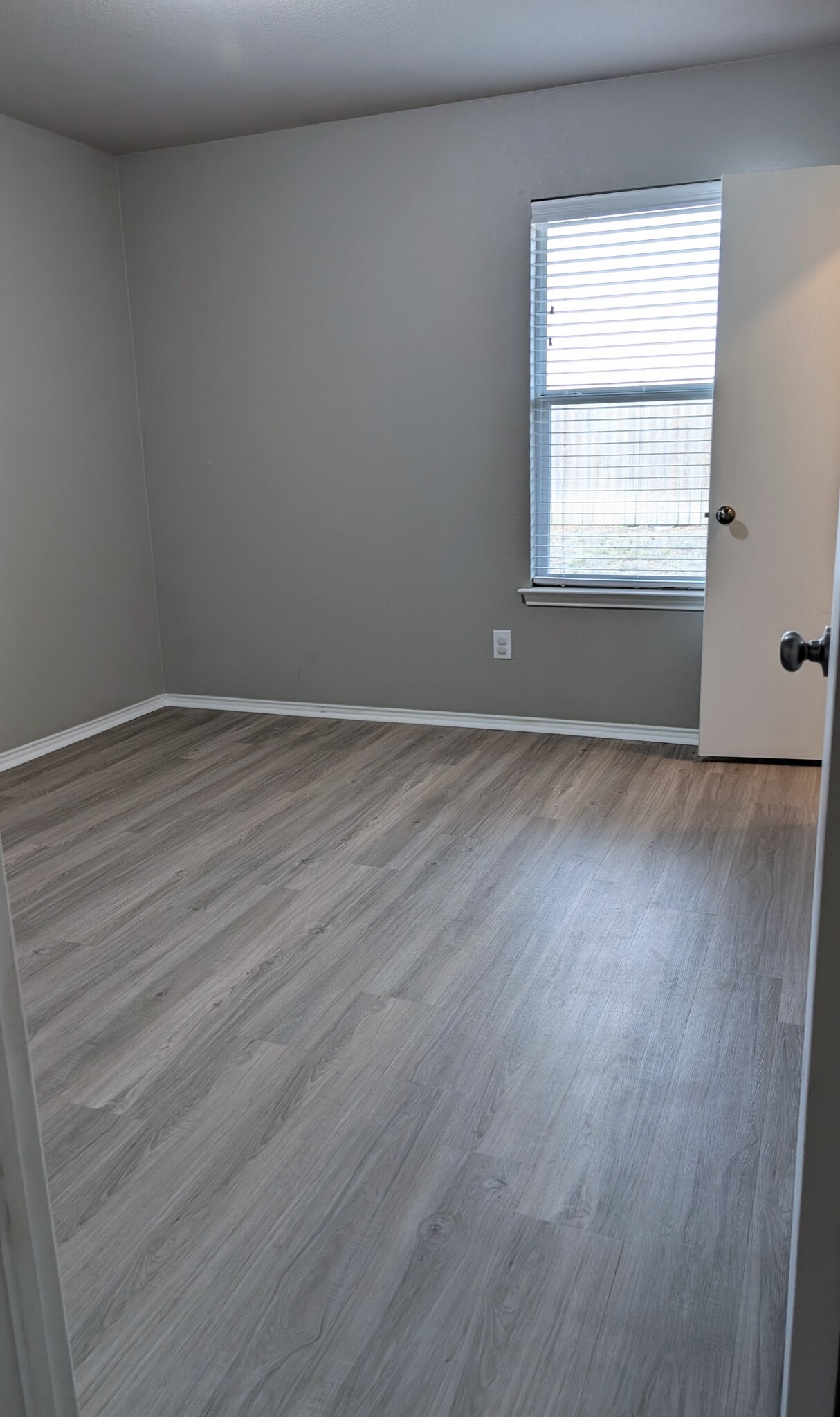 SecondBedroom - 525 Oxford Loop