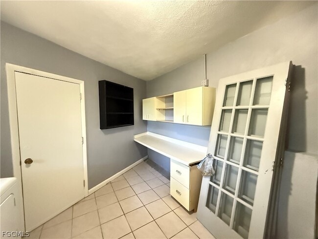 Building Photo - 1354 Stadler Dr