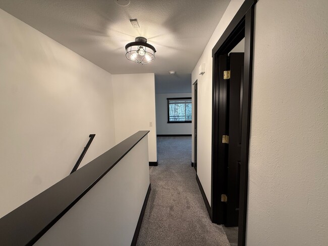 Building Photo - 15827 Leary Wy