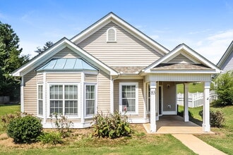 Building Photo - 83 Robinson Ln