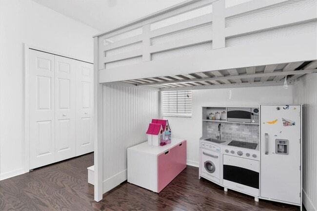 Building Photo - 4512 Tatum Lp