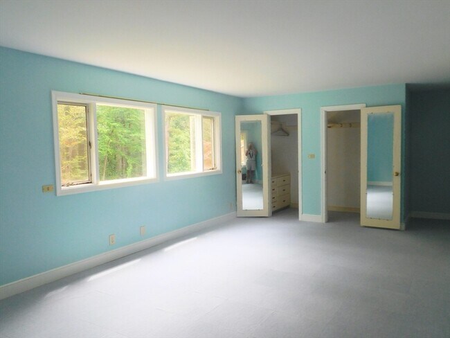 Building Photo - 60 Shaw Dr