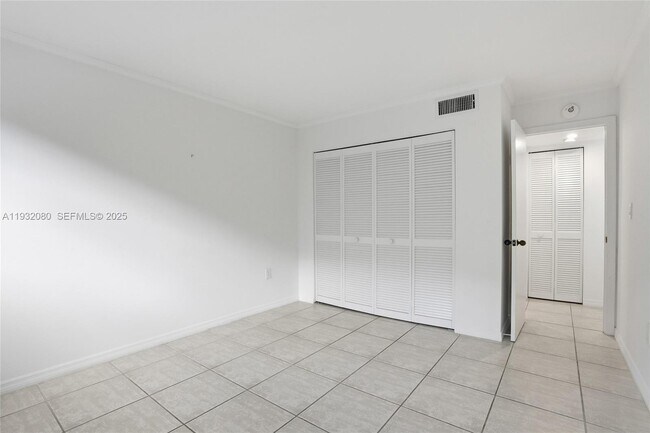 Building Photo - 101 Ocean Ln Dr