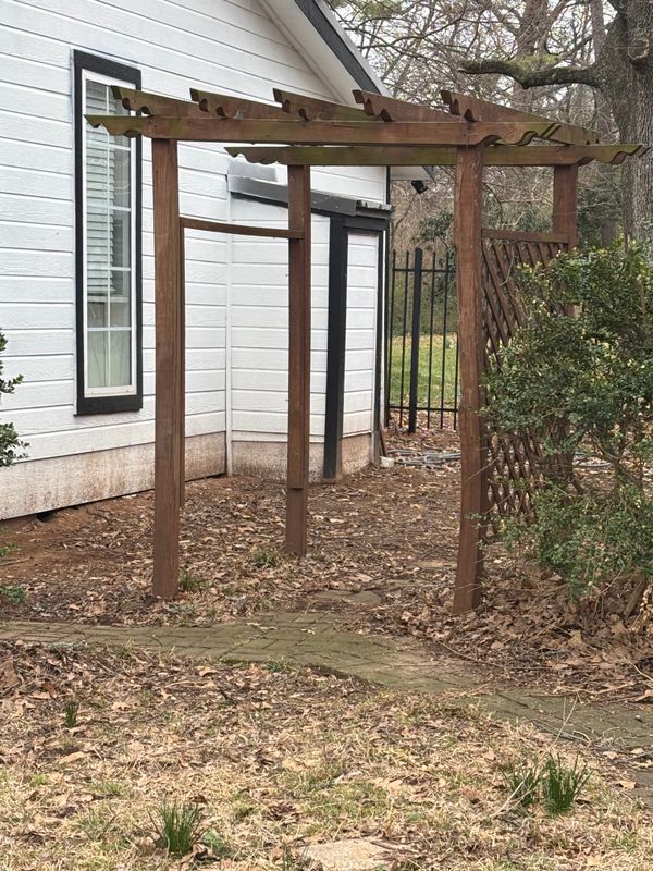 Building Photo - 376 Hiland Acres Cir