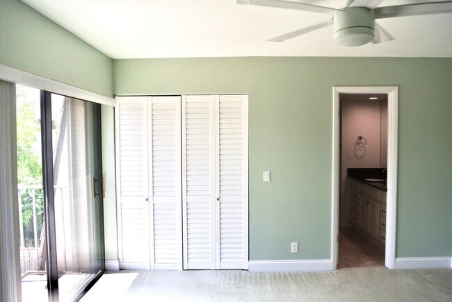 Building Photo - 121 Ocean Cove Dr