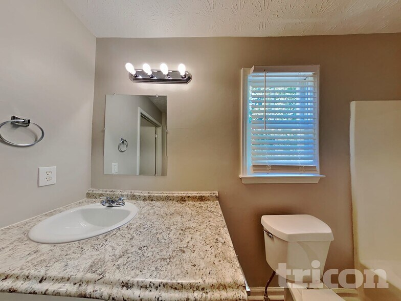 Building Photo - 1182 Plunkett Way