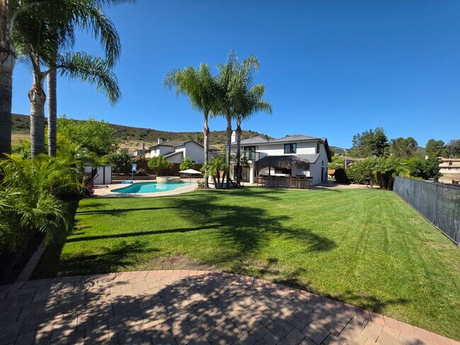 Building Photo - Gorgeous Santee Home, no expense spared!