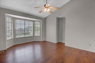 Building Photo - 1179 E 2450 N