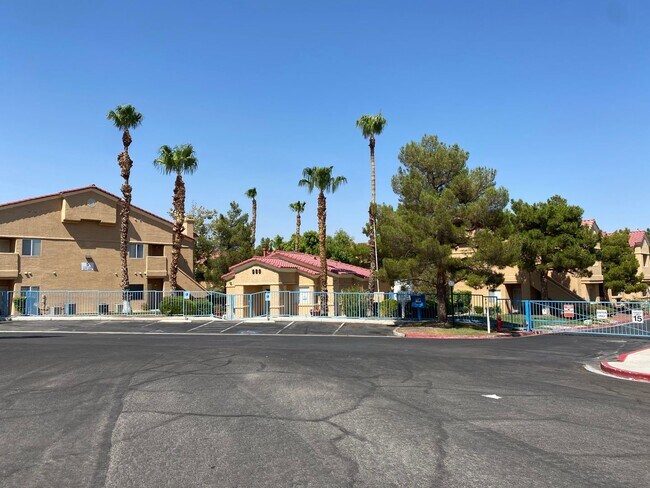 Building Photo - 2br with wood flooring on first floor in g...