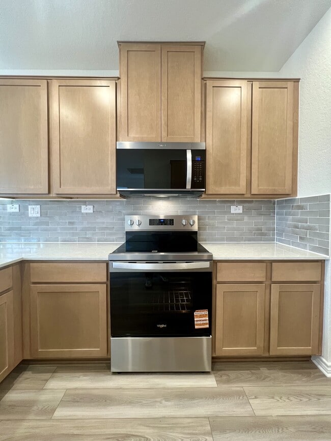 Building Photo - 14839 Vance Jackson Rd