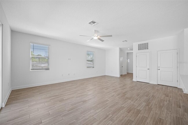 Building Photo - 4731 W Trilby Ave