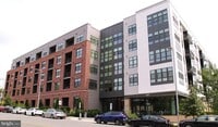 Building Photo - 1761 Old Meadow Rd