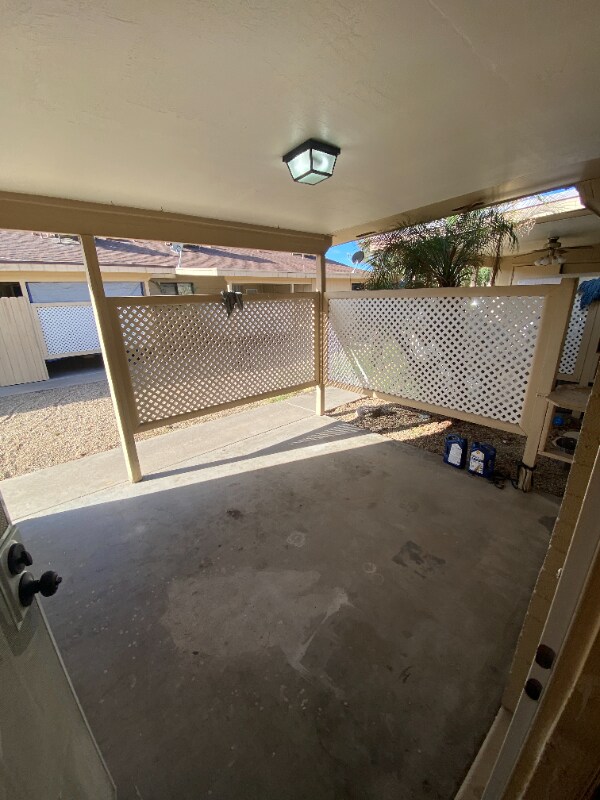 Building Photo - 415 N 64th Pl