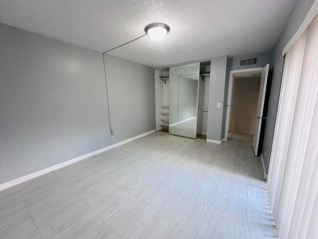 Building Photo - 1534 Forest Lakes Cir