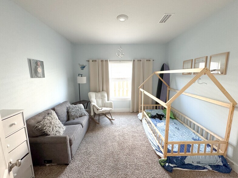 Building Photo - 5772 Conley Ct