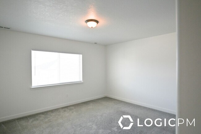 Building Photo - 3414 W 15000 S