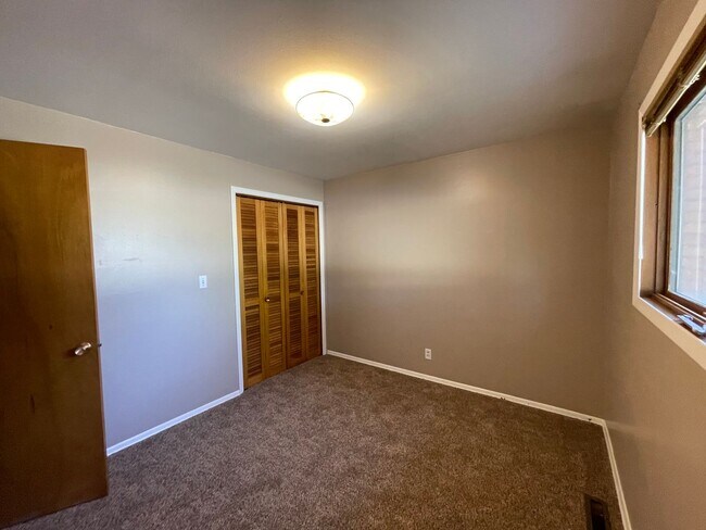 Building Photo - ***Coming Soon Mid July***Beautiful Northwest Rancher