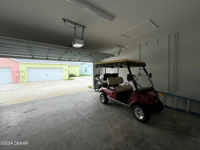 Building Photo - 268 Pop Top Ln