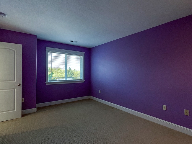 Building Photo - Bright & Beautiful Forest Heights Home with Gourmet Kitchen, Bonus Space & Private Cul-de-Sac Set...