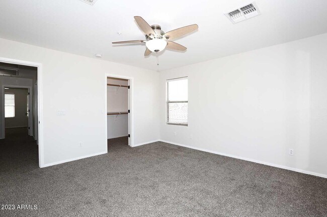 Building Photo - 7062 W Andrew Ln