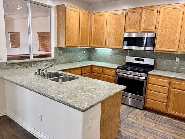 Building Photo - 11839 Garrison Dr