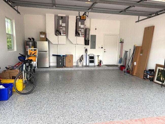 Building Photo - 3924 NW 58th St