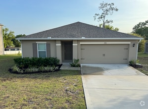 Building Photo - 1056 Gerona Ave