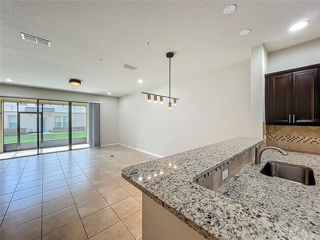 Building Photo - 3004 Alessa Loop