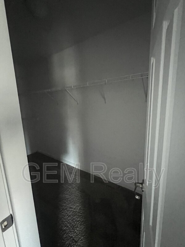 Building Photo - 7120 Azalea Dr