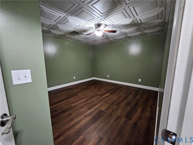 Building Photo - 5195 Lennie Rd