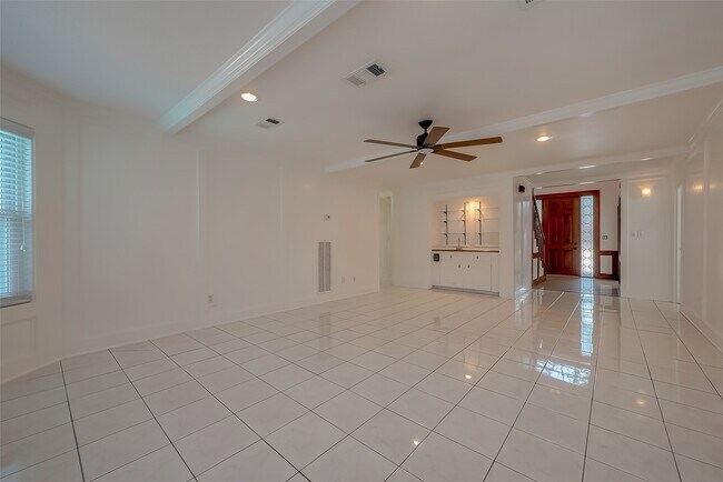 Building Photo - 20206 Cadogan Ct