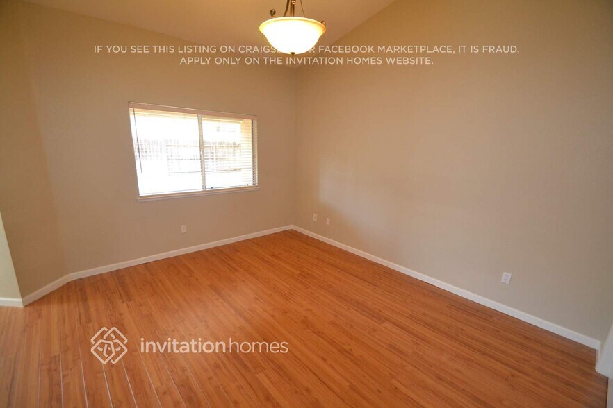 Building Photo - 878 Cedar Canyon Cir