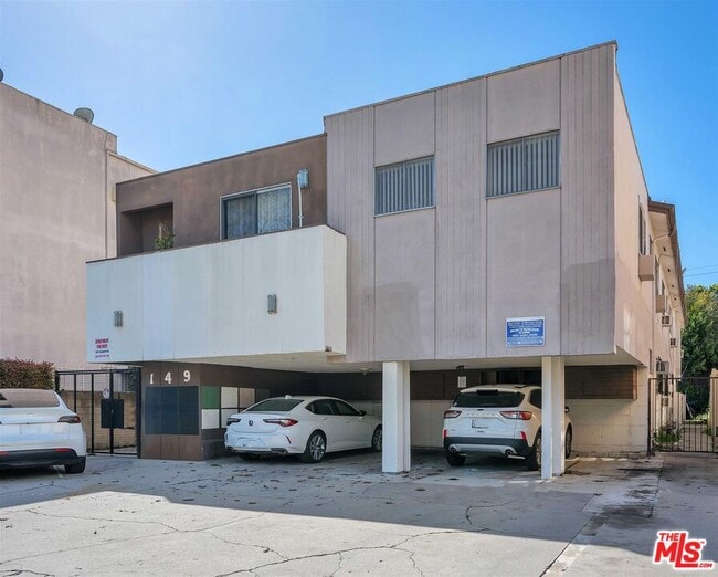 Building Photo - 149 S Hayworth Ave