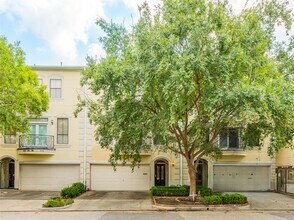 Building Photo - 3511 Yupon St