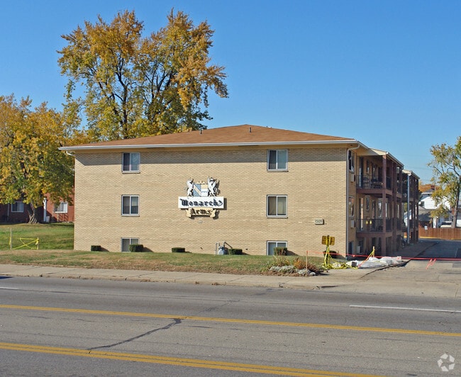 Monarch Arms 1509 S Smithville Rd Dayton OH 45410 Apartment Finder
