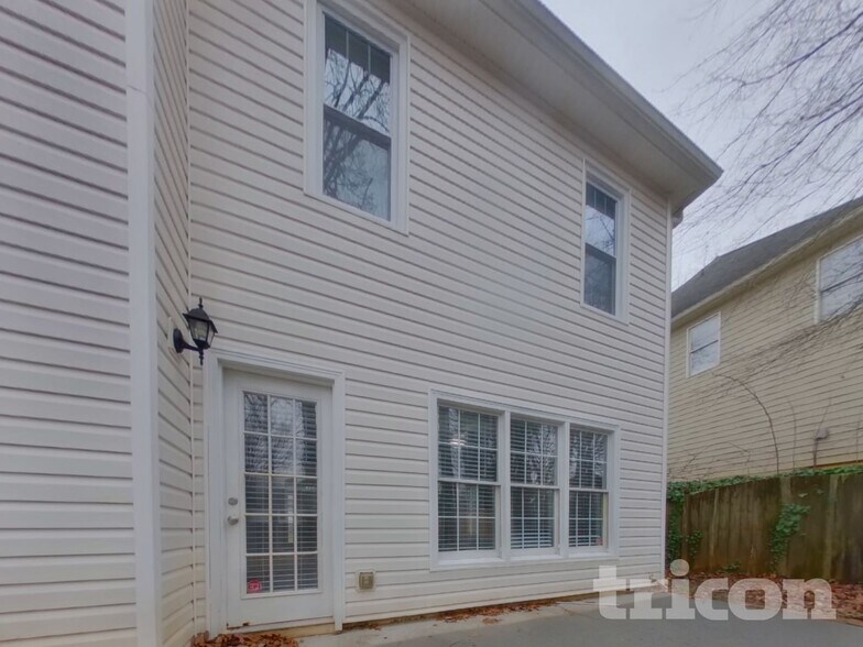 Building Photo - 2153 Soft Pine Ln NW