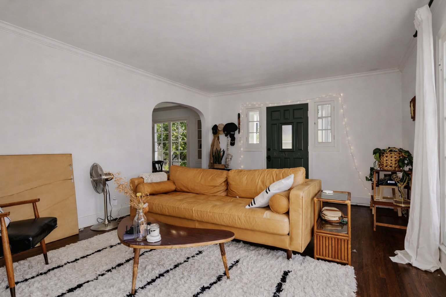 Building Photo - 2345 W 21st St