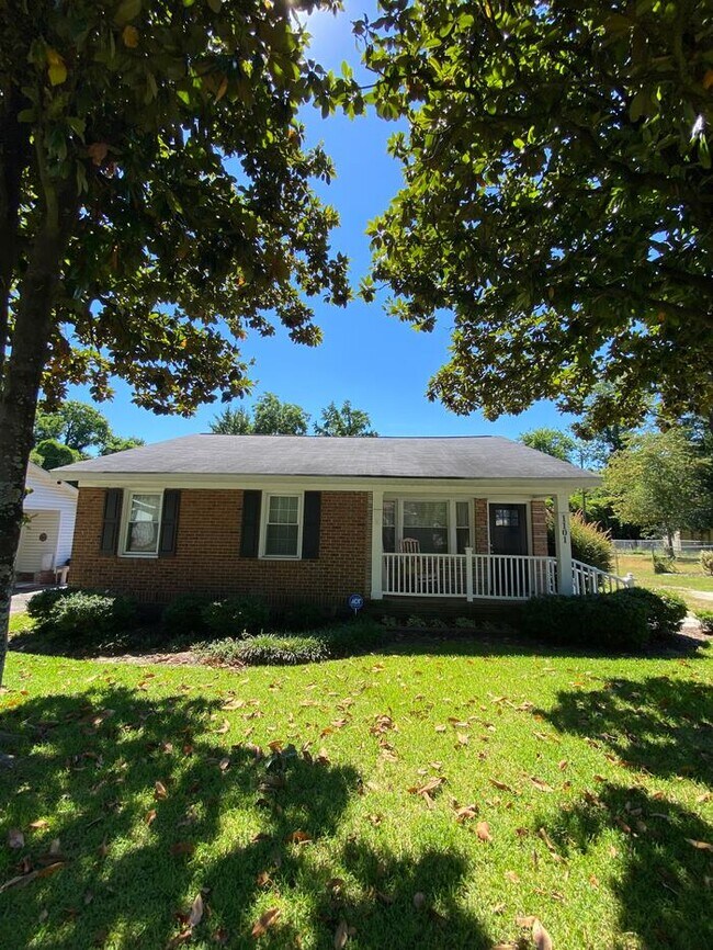 Primary Photo - 1101 S Kilbourne Rd