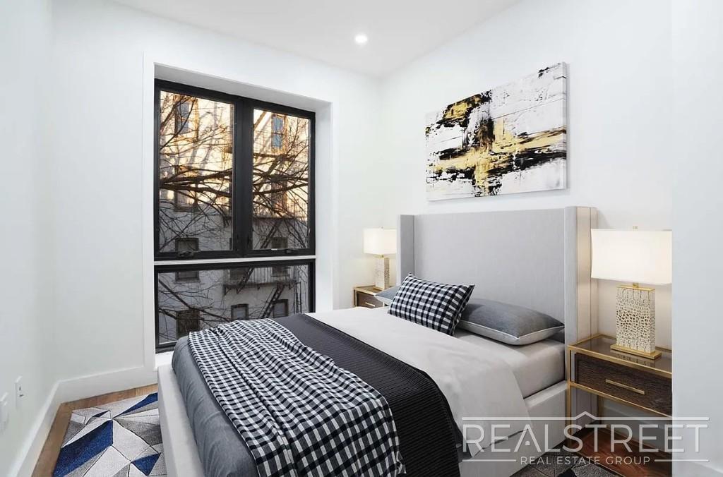 Building Photo - South 4th Street