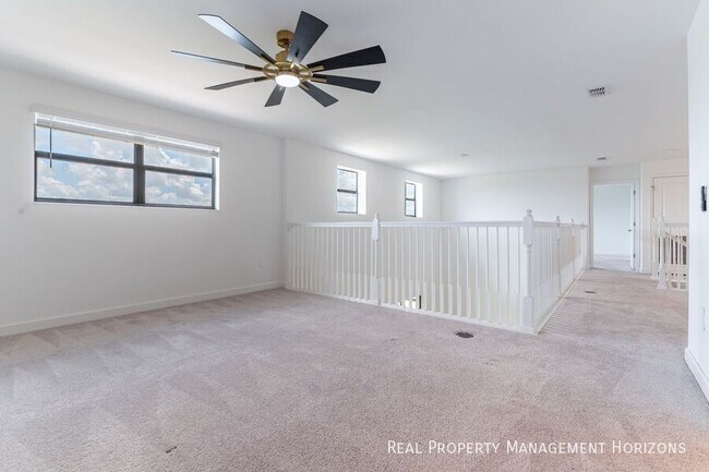 Building Photo - 15436 White Linen Dr