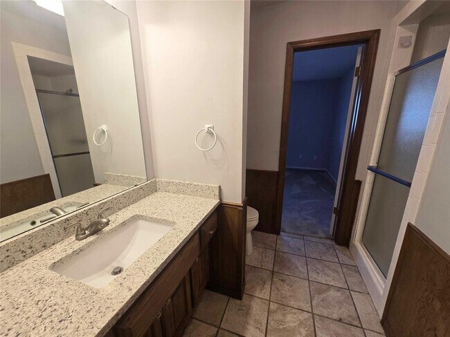Building Photo - 4009 Cherry Hill Ln