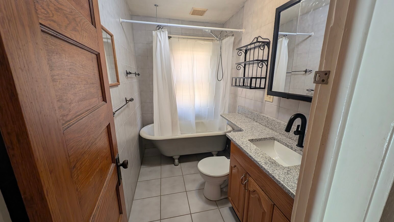 Building Photo - 1973 W 44th St