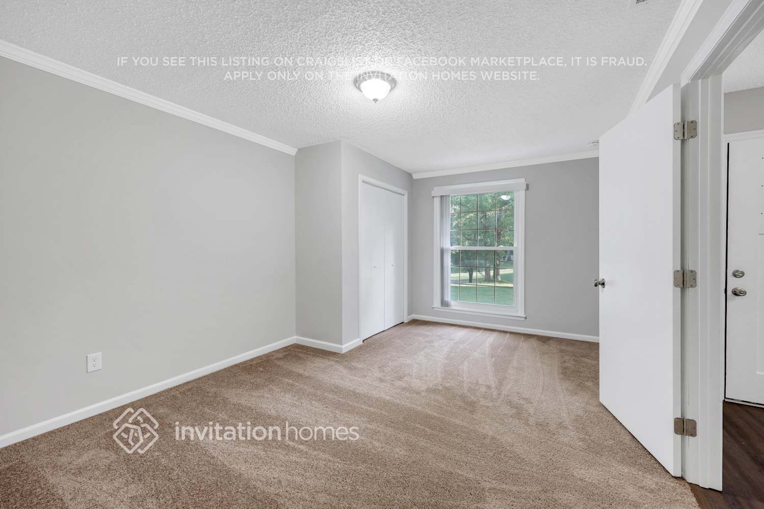 Building Photo - 123 Woodvale Dr