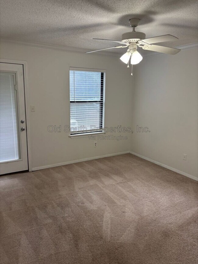 Building Photo - 6427 Lanier Dr