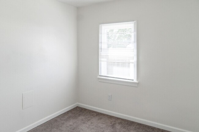 Building Photo - Single Family Home in Spokane Valley!!